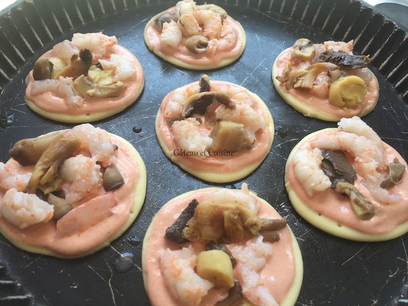 mini pizza aux crevettes - apéro dinatoire - recette gateau et cuisine rachida