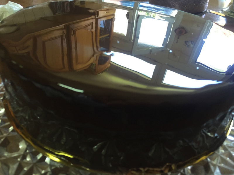 Glaçage miroir au chocolat ultra brillant