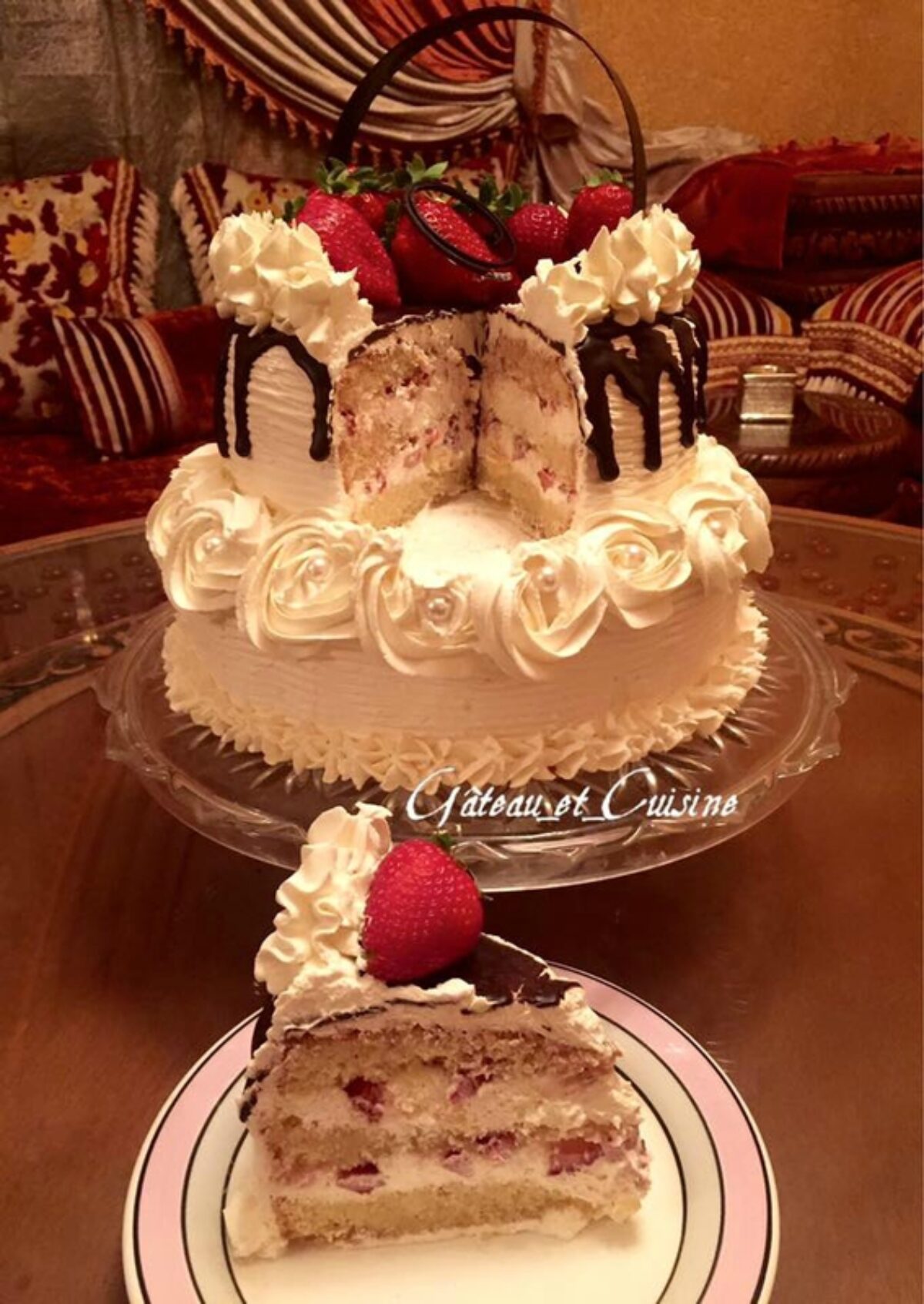 Layer Cake Aux Fraises Et Chantilly Mascarpone Gateau Et Cuisine Rachida