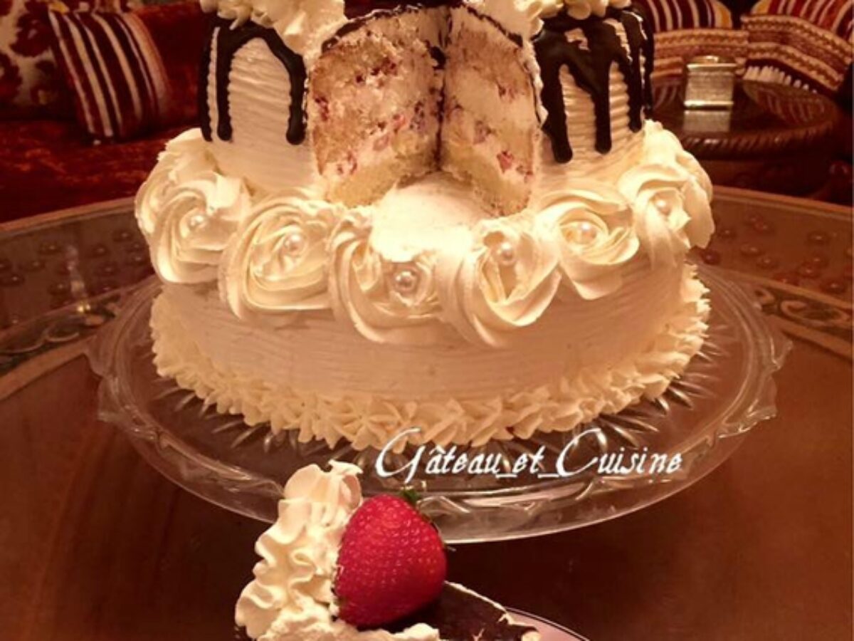 Layer Cake Aux Fraises Et Chantilly Mascarpone Gateau Et Cuisine Rachida