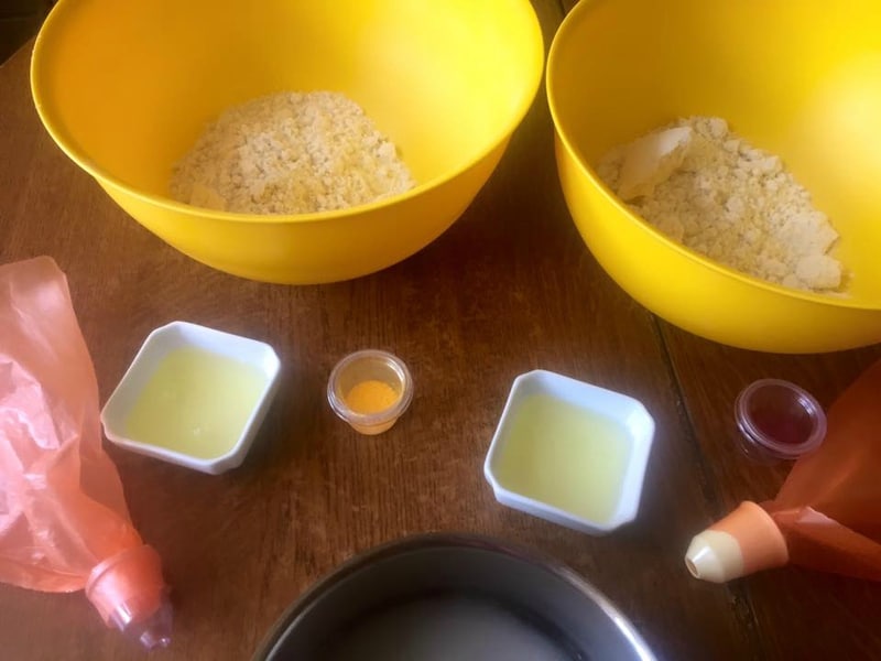 comment faire macarons deux couleurs