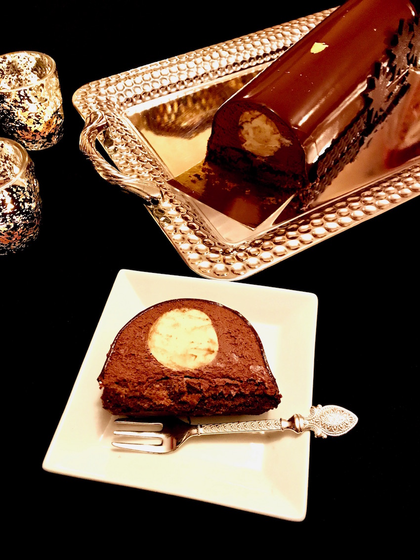 Bûche poire chocolat praliné - Pâtisserie - Amande & Cie