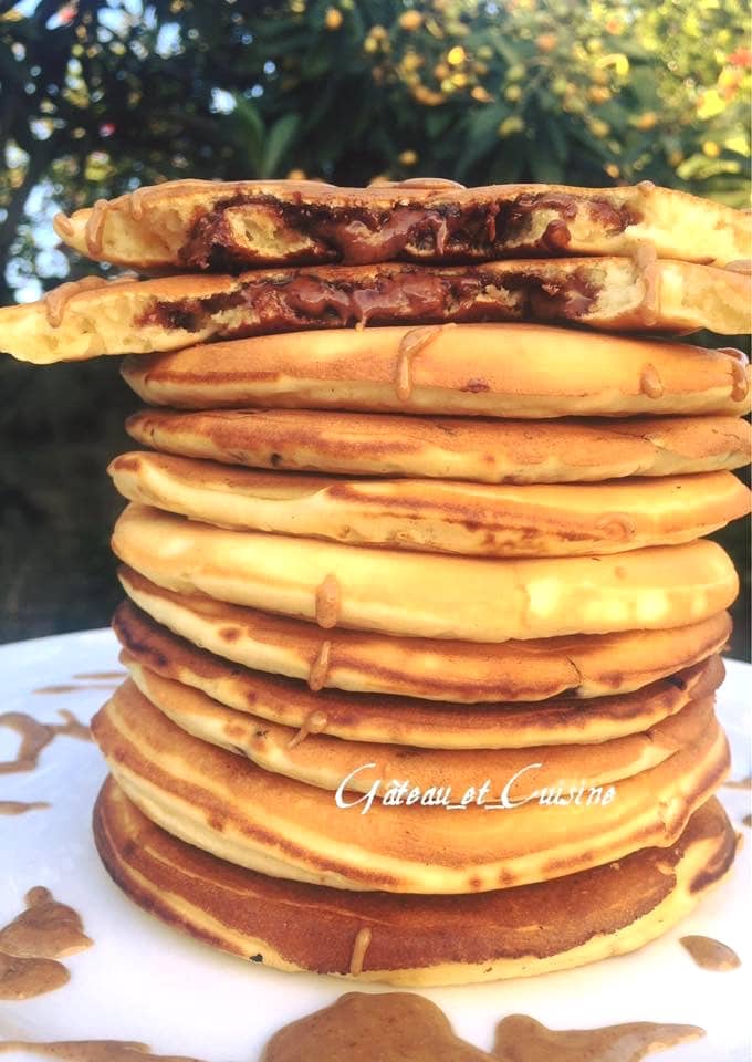 pancakes moelleux fourrés au chocolat