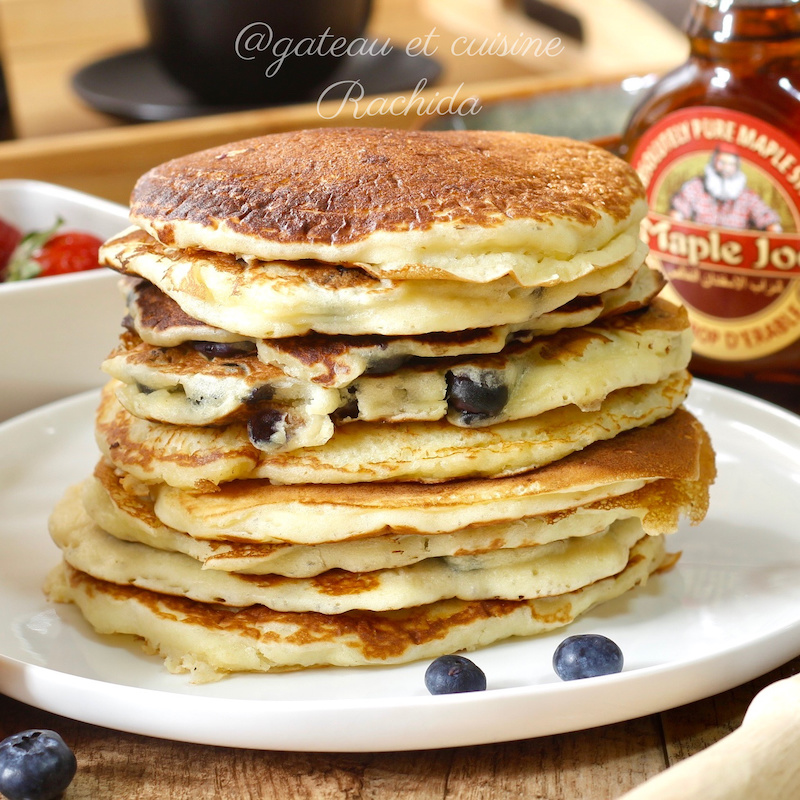 light and extra fluffy American pancakes