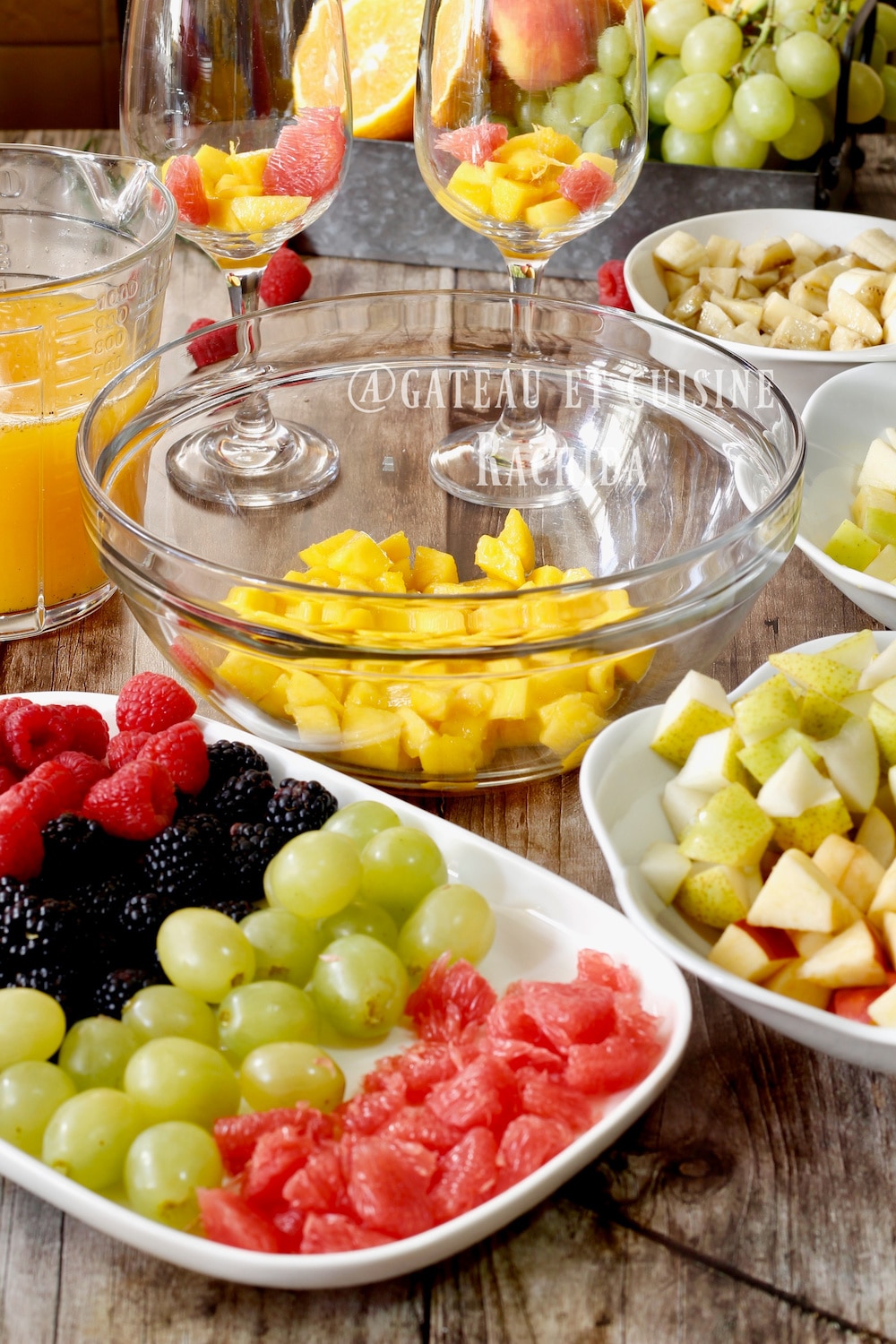 Préparation salade de fruits maison