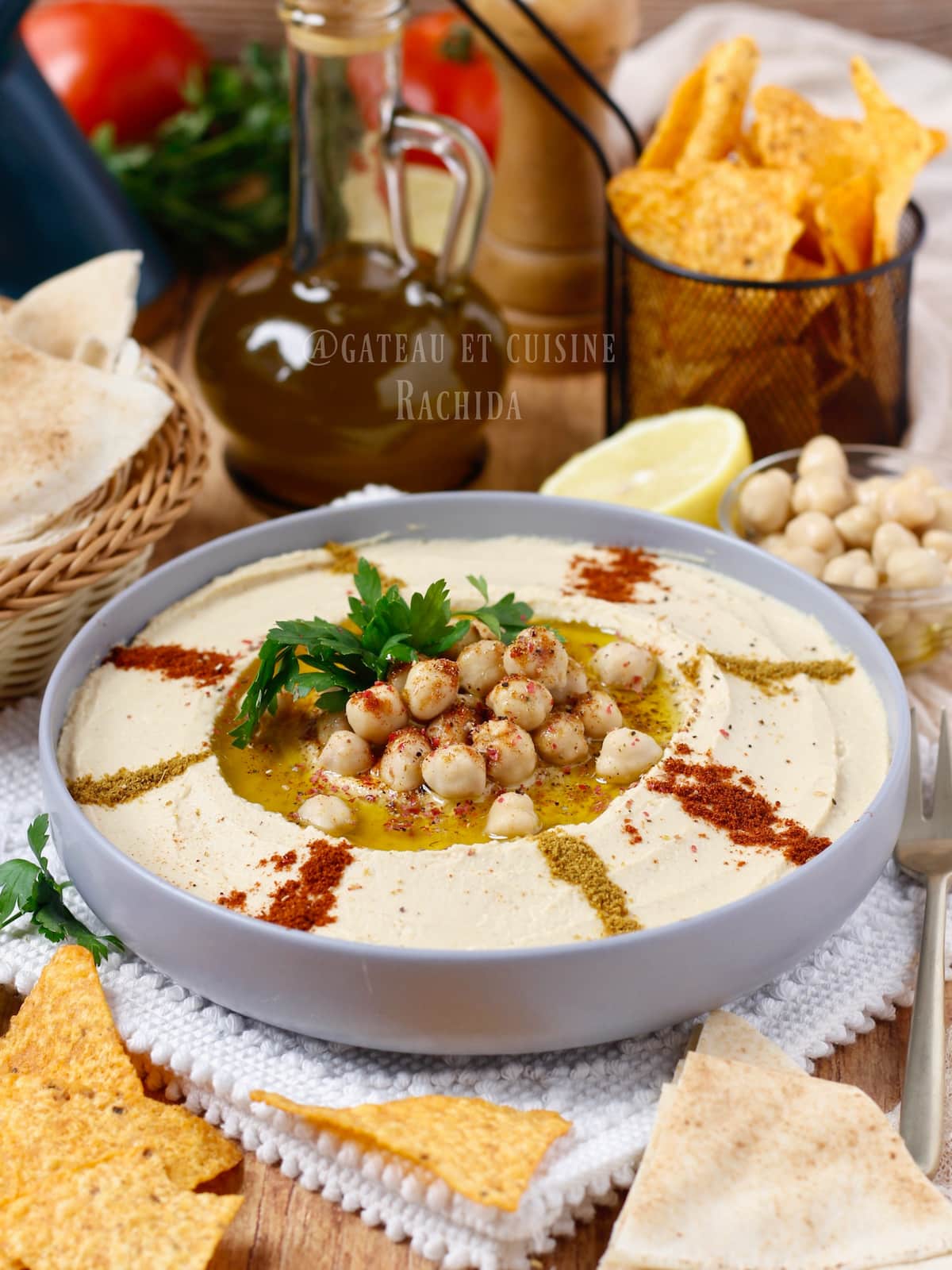 easy, foolproof Lebanese hummus with chickpea cream