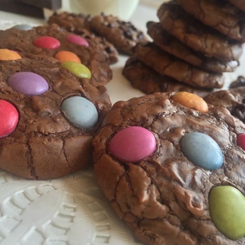 cookies brownie au chocolat et smarties pour le goûter des enfants